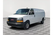 $23591 : GMC Savana 2023 2500 3dr Ext thumbnail
