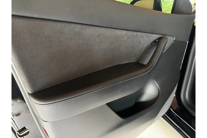 $19500 : 2022 Tesla Model Y image 8