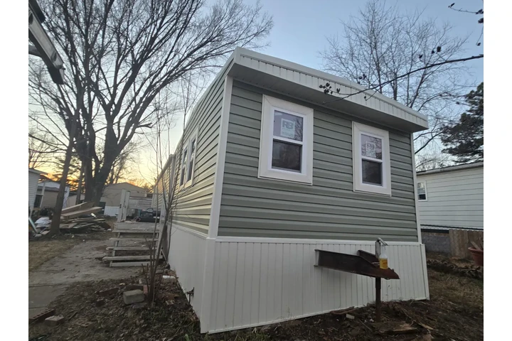 Professional Gutter image 7