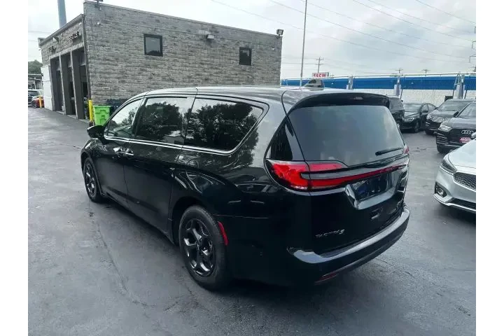 $20995 : 2022 PACIFICA HYBRID image 7