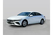 $16420 : Hyundai ELANTRA 2025 SE 4dr thumbnail
