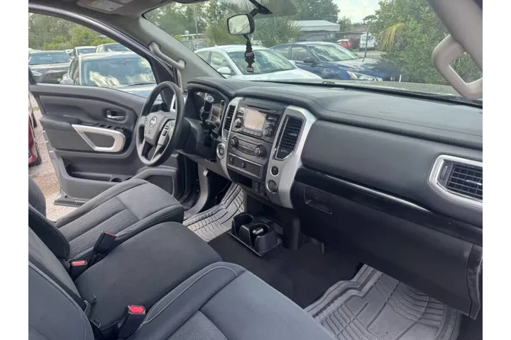 $11497 : 2017 Titan SL image 5