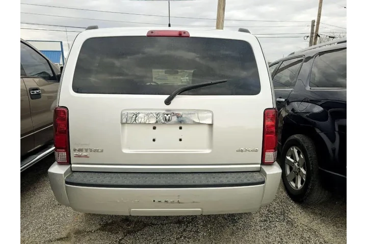 $7000 : 2008 Nitro SLT image 7