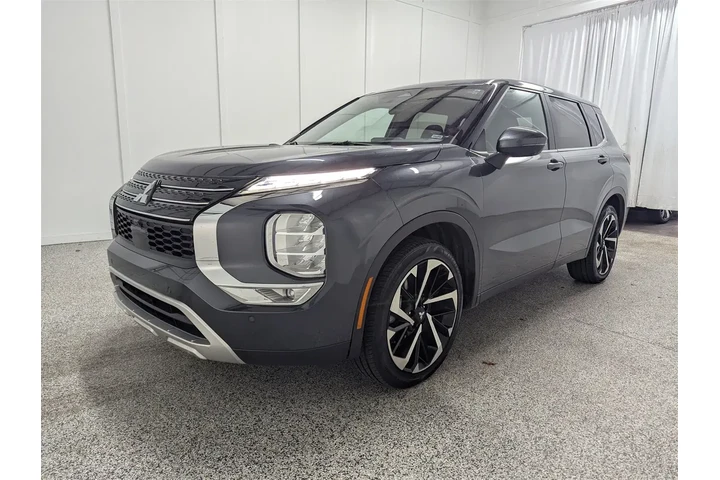 $25997 : Mitsubishi Outlander 2024 SE image 5