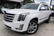 2017 Escalade 4WD 4dr en Houston