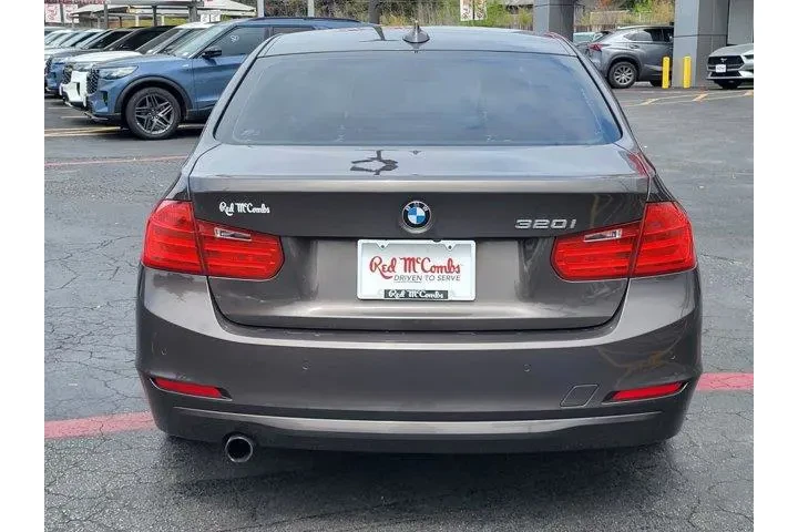 $9500 : BMW 3 Series 2015 320i 4dr S image 4