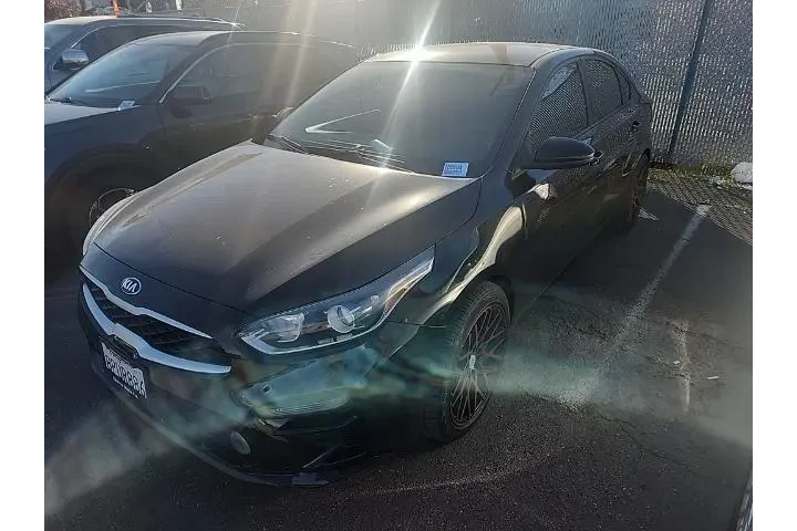 $12991 : Kia Forte 2020 LXS 4dr Sedan image 3