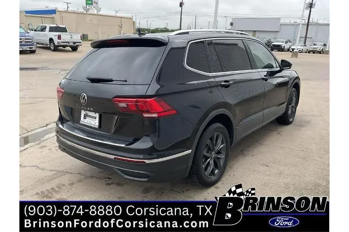 $19990 : Volkswagen Tiguan 2022 SE 4d image 7