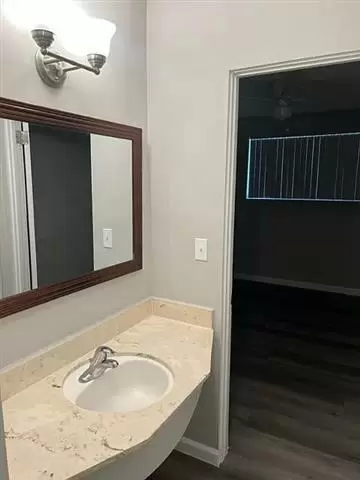 $1600 : 2bed 1Bathroom for RENT image 8