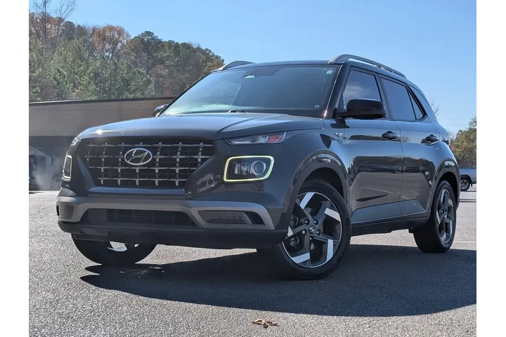 $19995 : Hyundai VENUE 2024 SEL 4dr C image 4