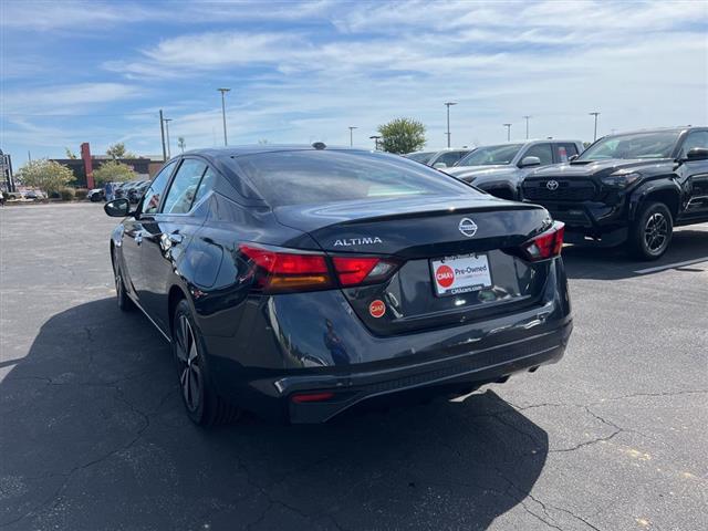 $19991 : PRE-OWNED 2022 NISSAN ALTIMA image 5