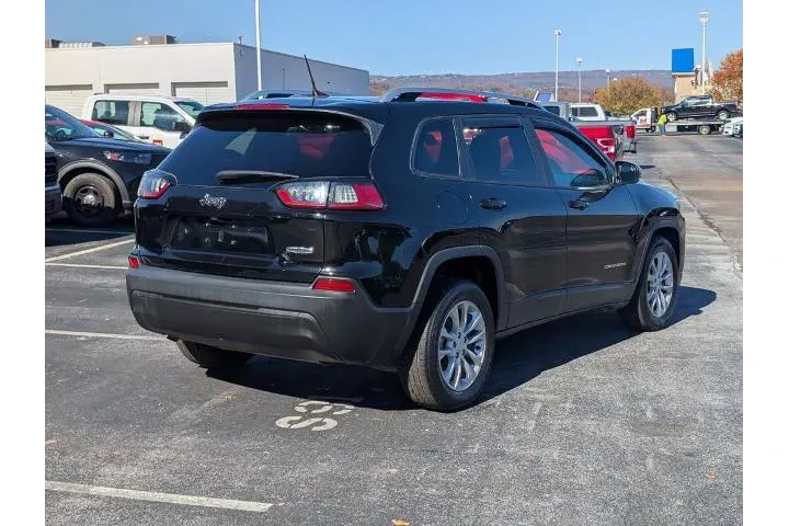 $17000 : Jeep Cherokee 2021 Latitude image 3
