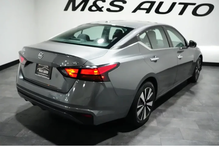 $15257 : 2021 Altima 2.5 SV image 8