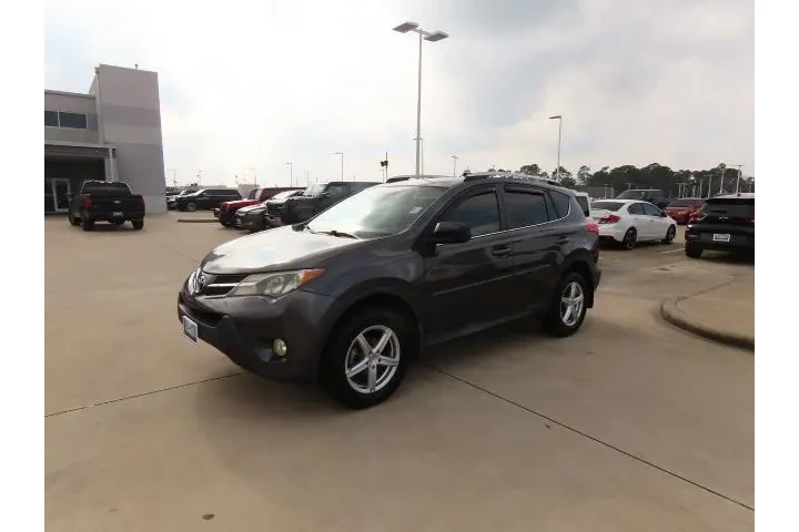 $14999 : Toyota RAV4 2015 LE 4dr SUV image 2