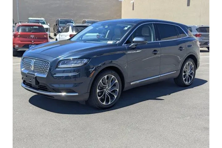 $29995 : Lincoln Nautilus 2021 AWD Re image 5