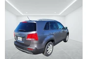 $5950 : 2011 Sorento LX thumbnail