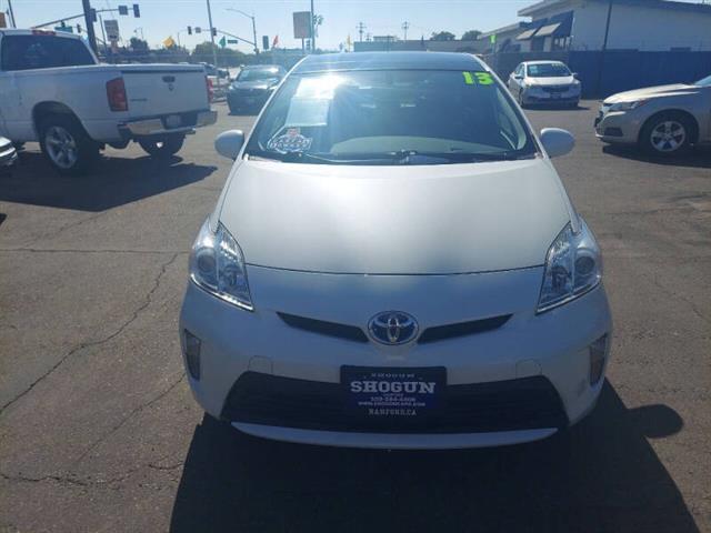 $12995 : 2013 Prius Four image 8