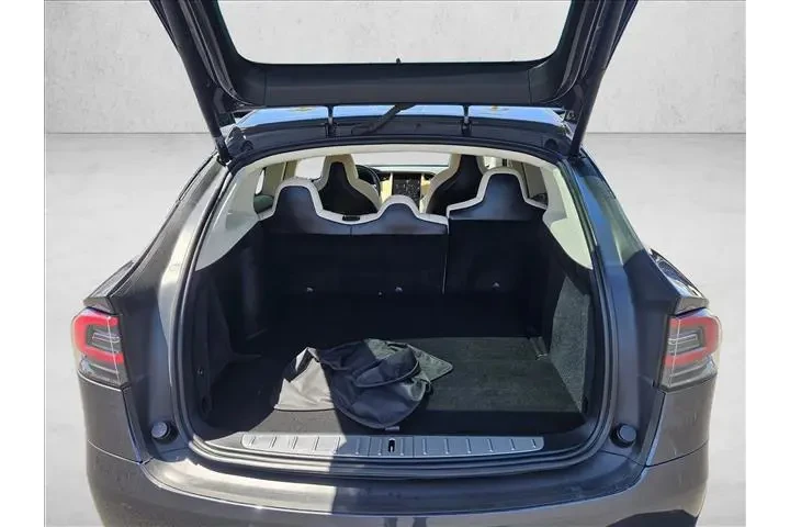 $30294 : Tesla Model X 2018 AWD 75D 4 image 6