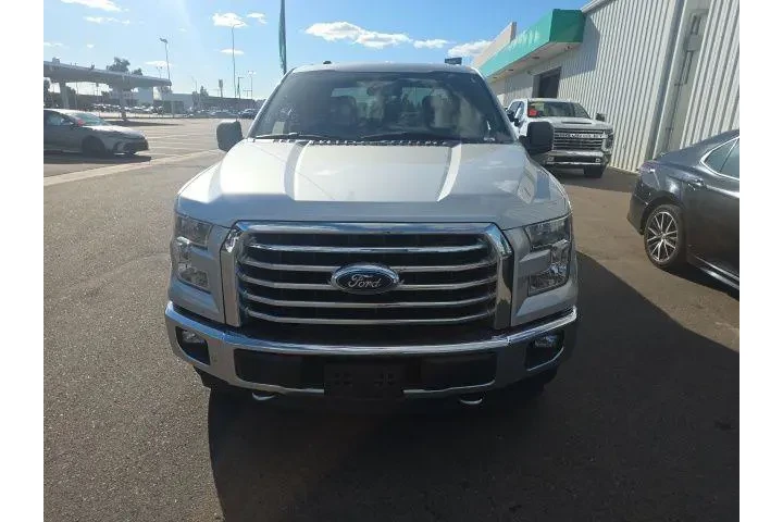 $20900 : Ford F-150 2017 4x4 Lariat 4 image 2