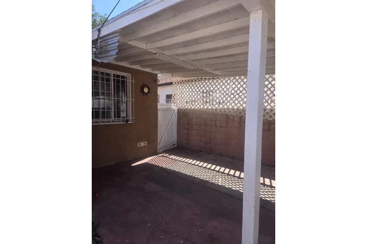 $2300 : Casa de 2 habitaciones image 6