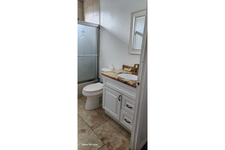 $132000 : MOBILE HOME FOR SALE ONTARIO image 7