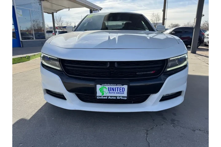 2018 Charger GT AWD image 2