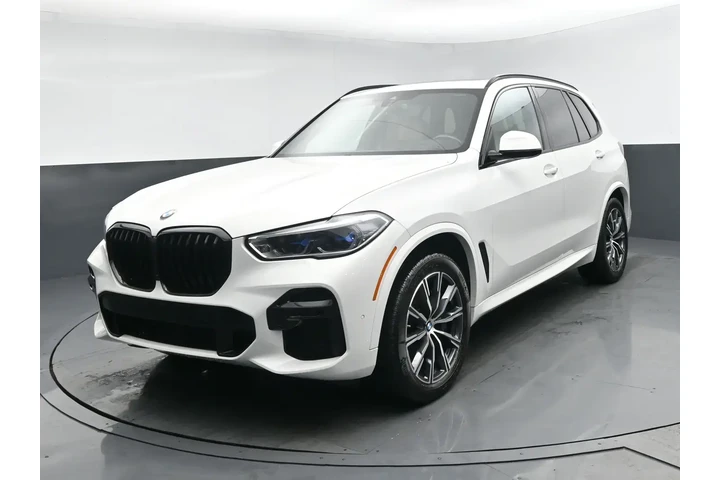 $37995 : BMW X5 2022 AWD M50i 4dr Spo image 1