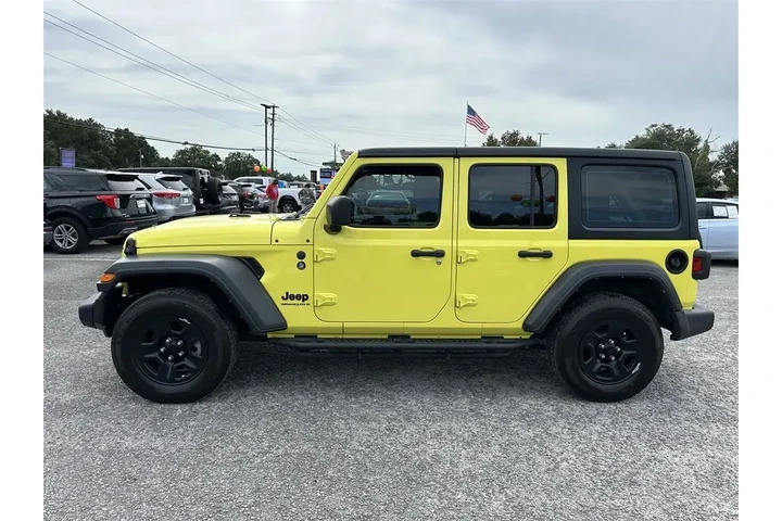 $28050 : Jeep Wrangler 2023 4x4 Sport image 9