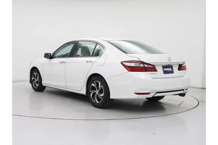 $16998 : Honda Accord 2016 LX 4dr Sed image 2