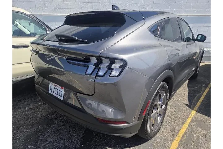 $28985 : Ford Mustang Mach-E 2023 Sel image 7