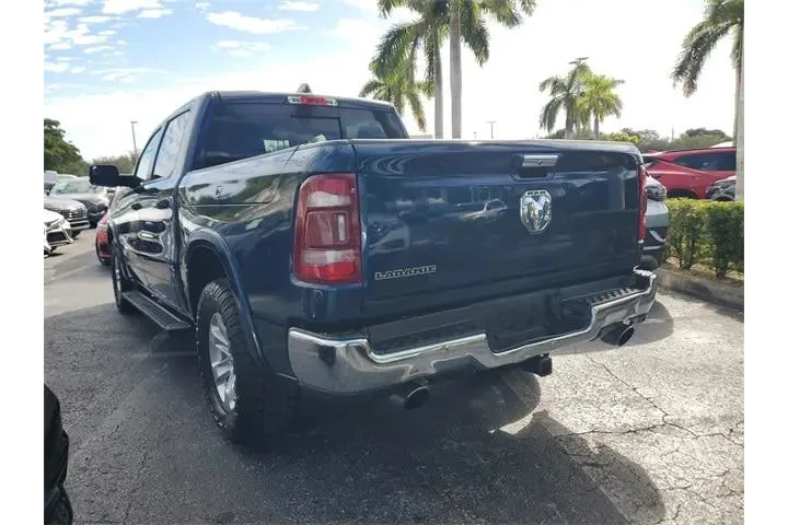 $29990 : Ram 1500 2021 4x2 Laramie 4d image 4