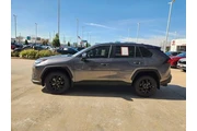 $27616 : Toyota RAV4 2025 LE 4dr SUV thumbnail