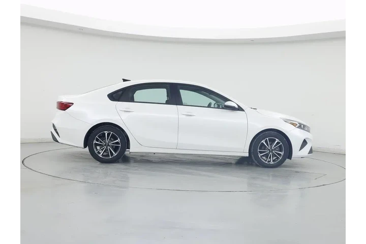 $19998 : Kia Forte 2023 LXS 4dr Sedan image 7