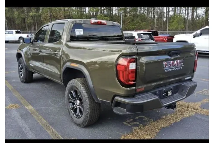 $34081 : GMC Canyon 2024 4x2 Elevatio image 2