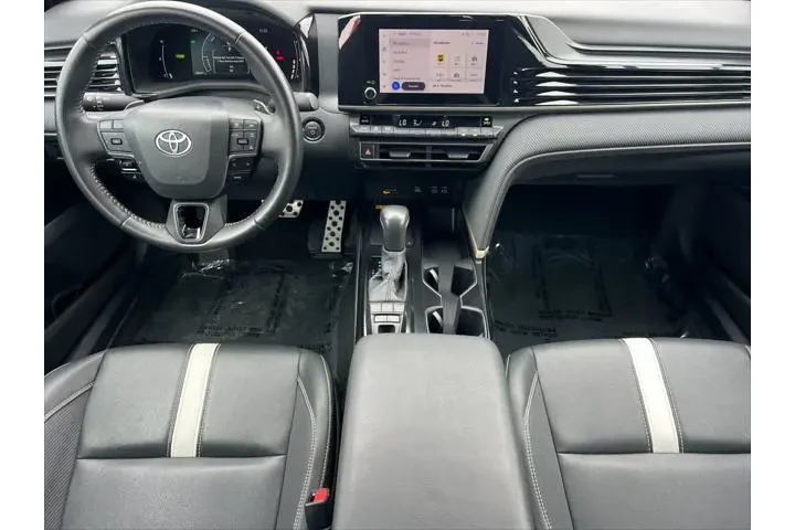 $26999 : Toyota Camry 2025 SE 4dr Sed image 4