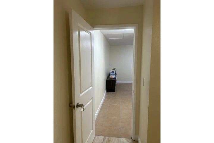 $1600 : 1600 estudio image 7