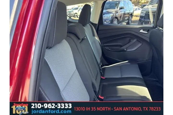 $16035 : Ford Escape 2019 SE 4dr SUV image 9