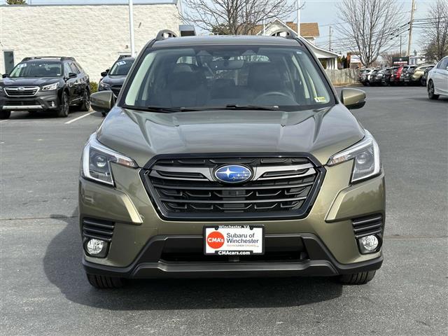 $33900 : PRE-OWNED 2023 SUBARU FORESTER image 6