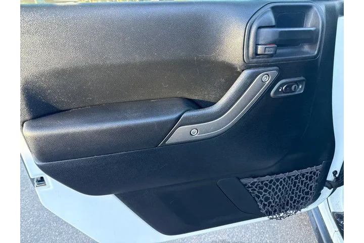 $11995 : 2016 Wrangler Willys Wheeler image 10