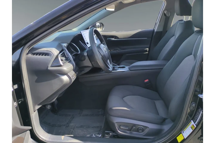 $32542 : Toyota Camry 2024 LE 4dr Sed image 9