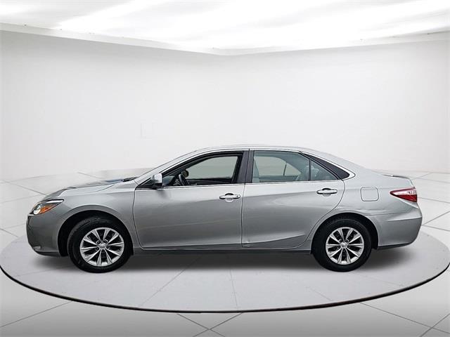 $15990 : Pre-Owned 2016 Camry LE image 10