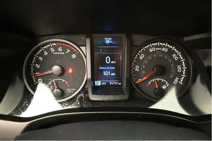 $24491 : Toyota Tacoma 2020 4x2 SR5 4 image 3
