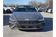 $20108 : Hyundai ELANTRA 2024 SEL 4dr thumbnail