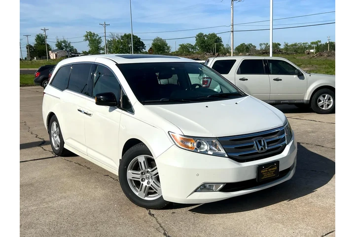 $7999 : 2013 Odyssey Touring image 1