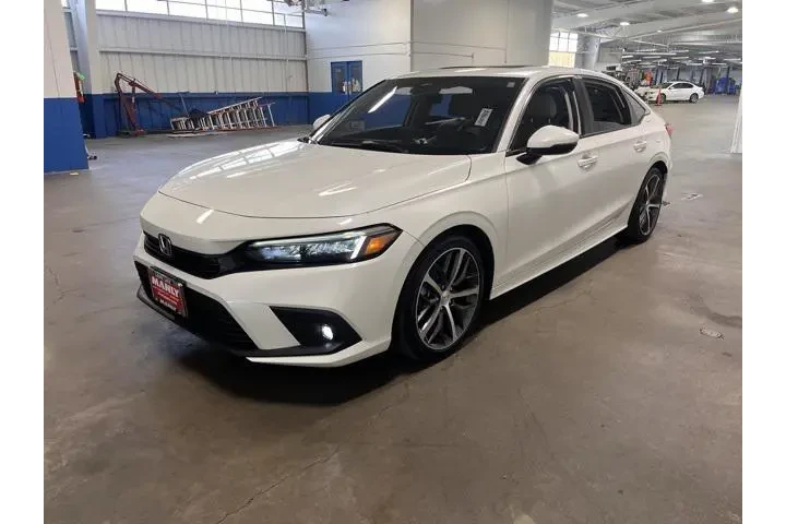 $26997 : Honda Civic 2024 Touring 4dr image 7