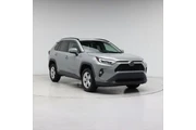 Toyota RAV4 2021 XLE 4dr SUV en Hialeah