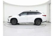 $37998 : Toyota Highlander 2023 AWD X thumbnail