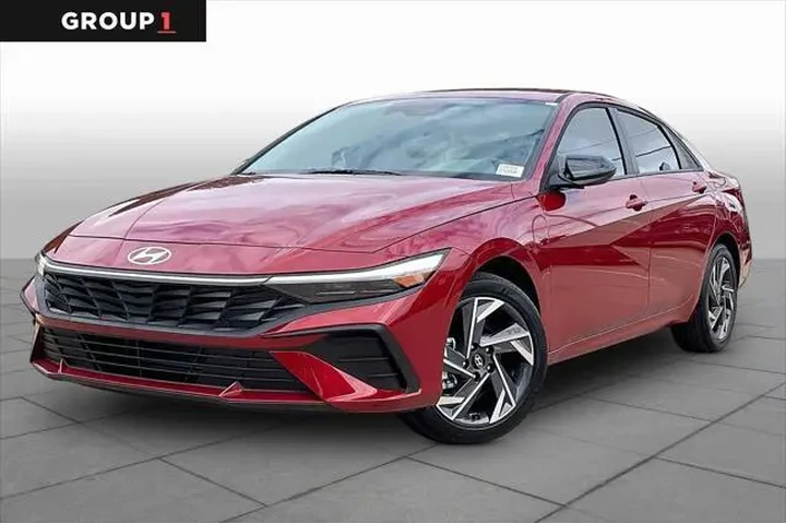 $22812 : Hyundai ELANTRA 2025 SEL Spo image 1