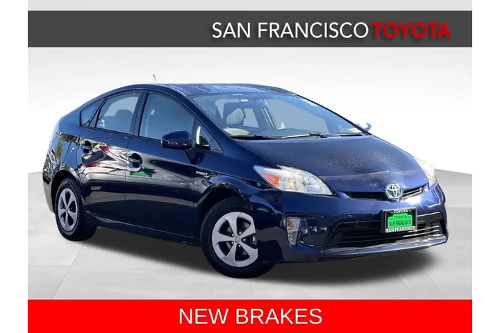 $11788 : 2014 Prius Two image 7