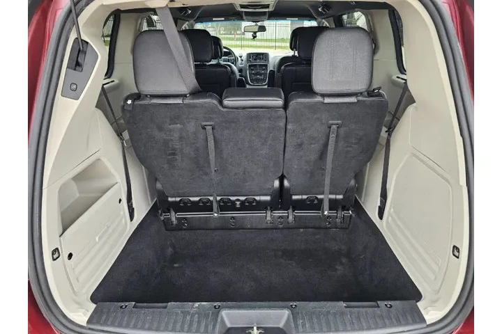 $5500 : 2015 Grand Caravan SXT Plus image 9